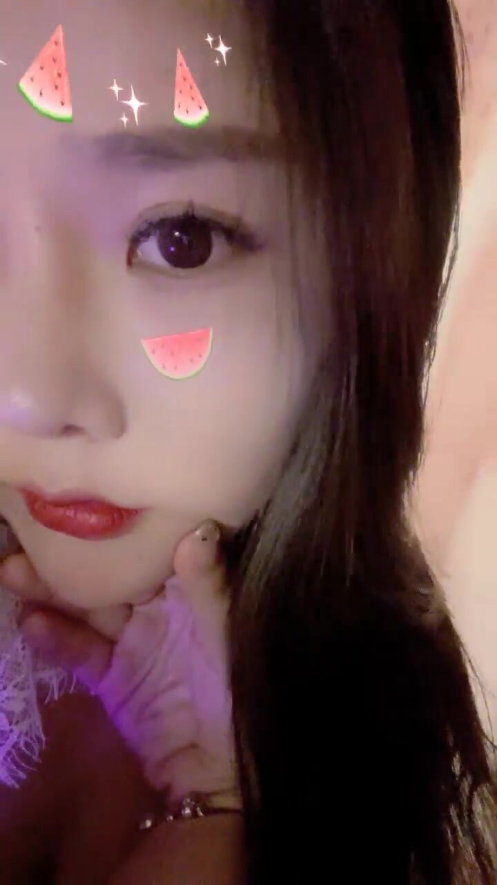 G乳尤物【臭寶吶】巨乳肥臀~跳蛋~多場無套啪~不小心內射~ (3)