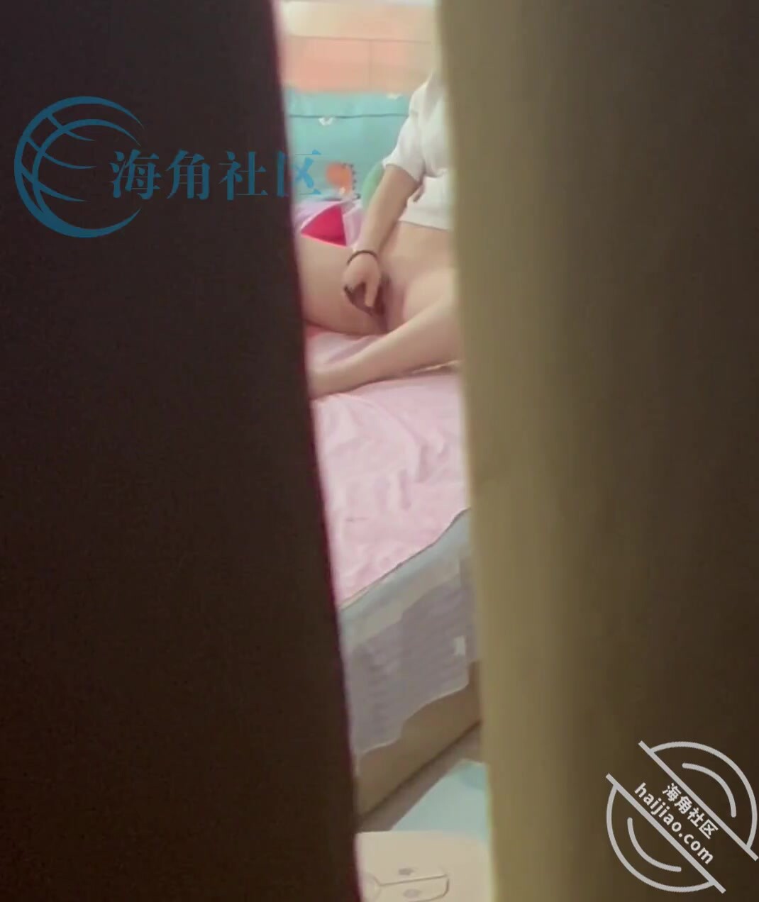 妹妹和別人影片自慰看的我雞巴好硬心裡挺失落的