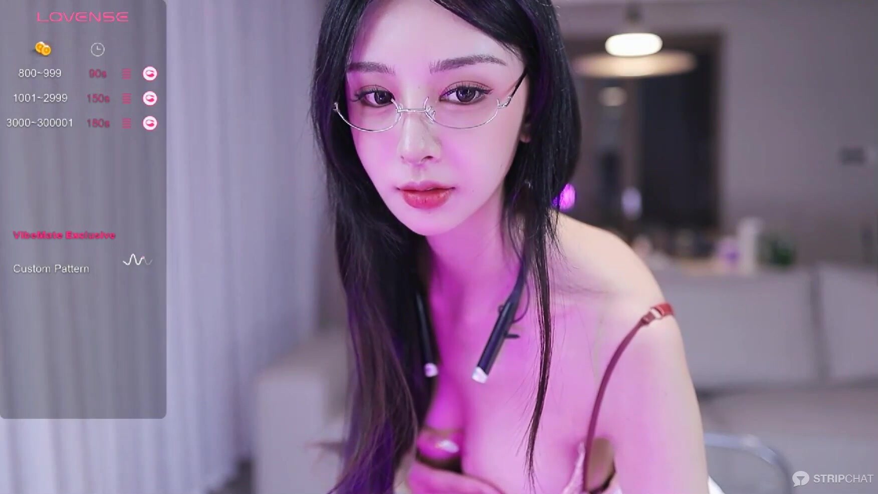 ST-494【最美OL~女神JayPope性感白襯黑絲~抽插噴水大秀】 (1)