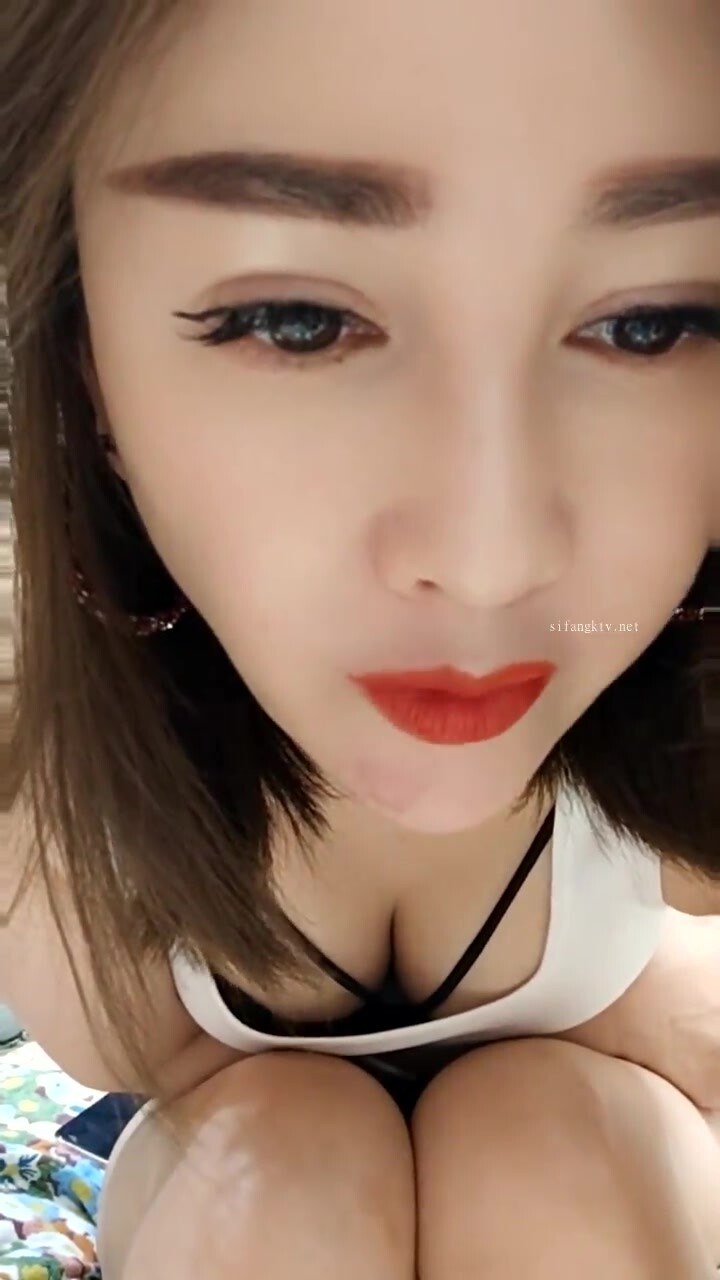 【少婦可同城可空降】杭州美少婦，首次帶跳蛋逛商場，玩得好刺激濕了一大片，回家趕緊無套內射 (1)