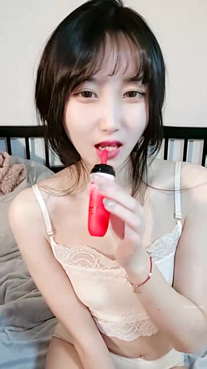 【極品御姐】星星失眠大合集，高顏值美女大尺度風騷~~！美女，甜美乖巧，膚白貌美 (2)