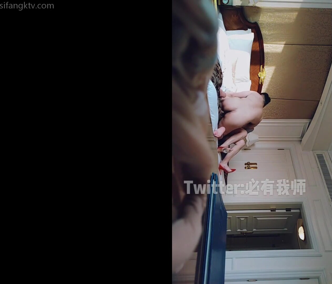 最新10月訂閱私拍，母狗調教馴服大神【必有我師】推特福利，大奶氣質反差婊被玩弄的毫無尊嚴，高潮痙攣抽搐 (1)