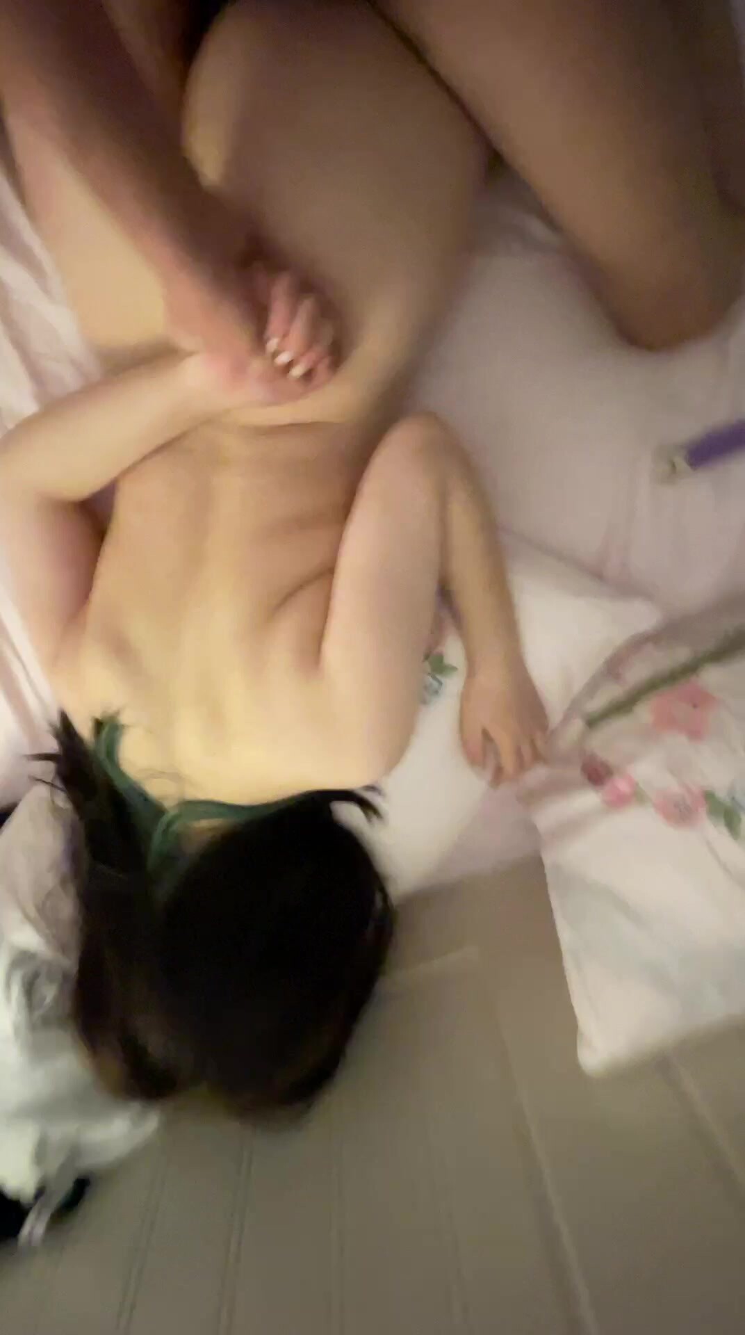 【江南第一深情】嫩妹收割機頂級約炮大神，第四彈end，210分鐘MOV格式原版無水印 (1)