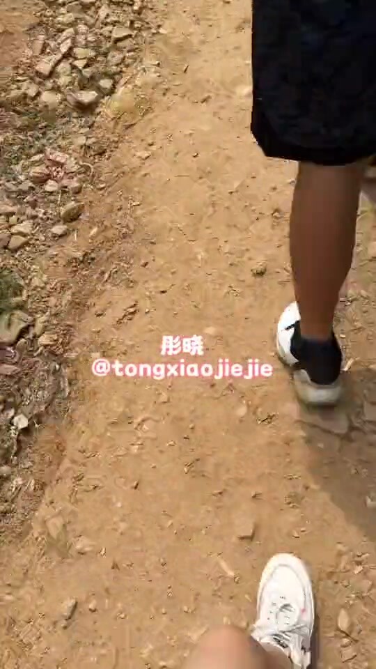 【彤曉桐柳】推特白富美，炸裂身材反差婊福利檢視，與炮友玩一路幹一路 (11)
