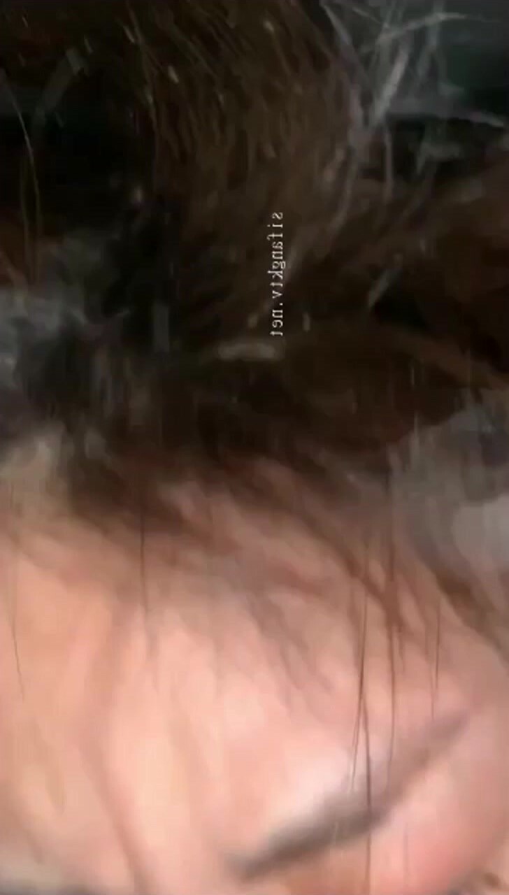 大叔酒店約炮極品身材的美女同事各種姿勢爆插她的肥美大鮑魚完美露臉