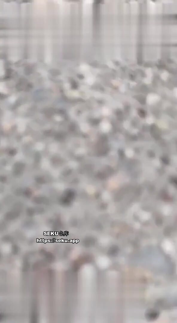 體育生天台大戰校長之女 全程高能 刺激到頂點！拍了4分鐘不到，就只操了1分鐘就沒了