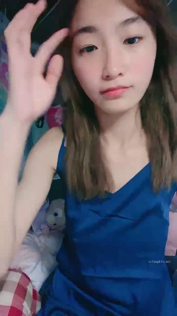 【我就是芝麻醬】純正的學生妹校園宿舍偷偷脫光，蜜桃臀，太嫩了太嫩了~大雞吧插擼管佳作 (2)