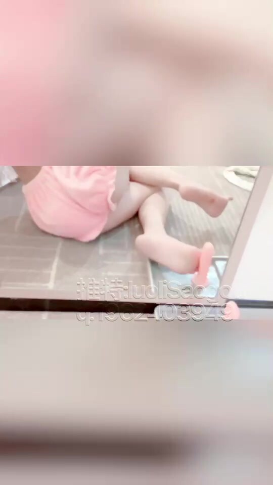 【小雯寶寶 (幼凜) 】超嫩露臉卡哇伊小蘿莉母狗 長得越乖 玩的越嗨，輕輕一操就哼哼唧唧的，一使勁兒感覺就操破了一樣 1 (2)
