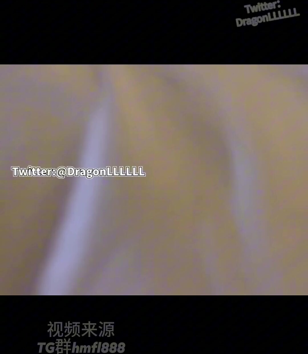 【Dragon】推特博主頂級SDOM調教大神 調教超多高顏值女神 抓著頭髮強姦式輪流爆插 女神背地裡被調教成精廁7 (1)
