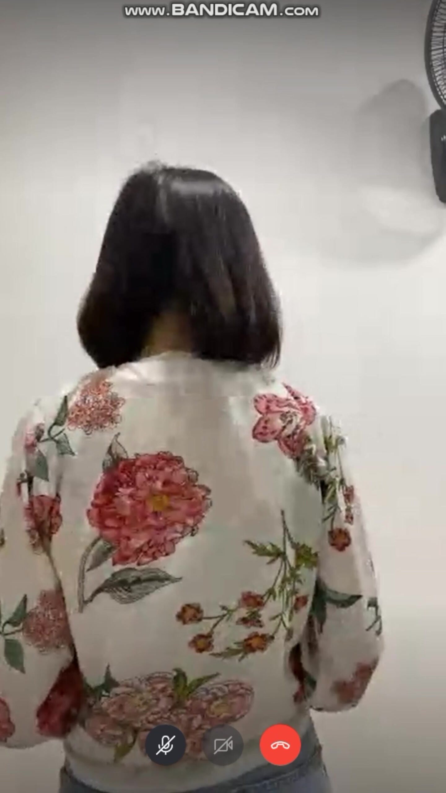 網路招聘冒充機器人忽悠漂亮學妹脫光了檢查鮑魚 (1)