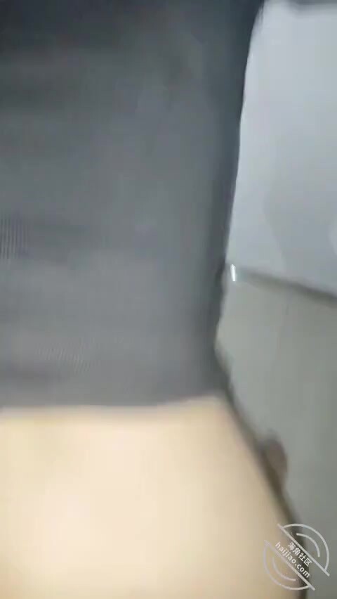 11.老爸醉酒後，為刺激在老爸旁邊和小媽做。捂住小媽的嘴不讓她叫老爸呼嚕都停了