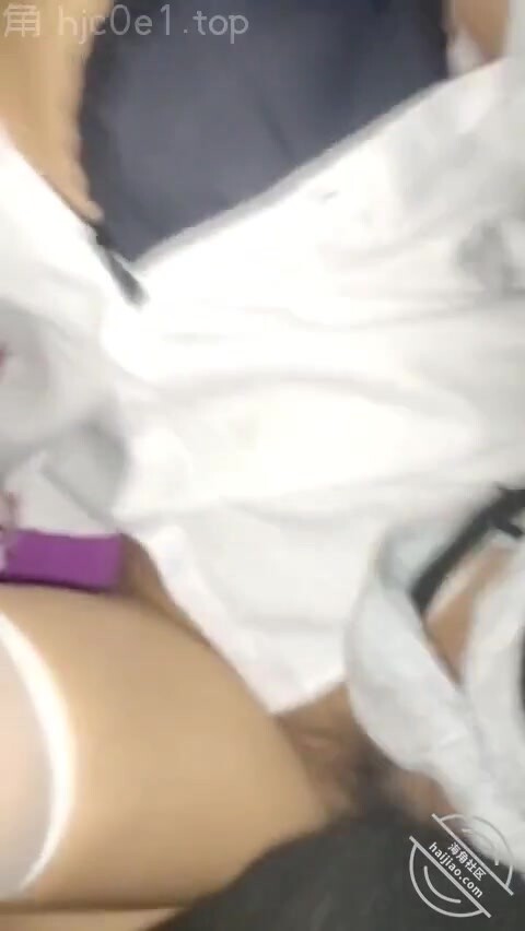 5.老爸不在家 我溜進爸媽房間內射時候讓36歲後媽喊爸爸