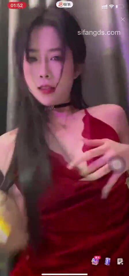 抖音 琳lin 洗澡 發騷勾引 自摸 口水 等 大尺度會議