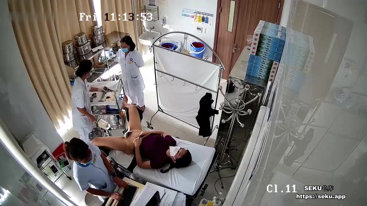 《駭客破解》仁愛醫院幾個不能懷孕來做陰道檢查的少婦~1