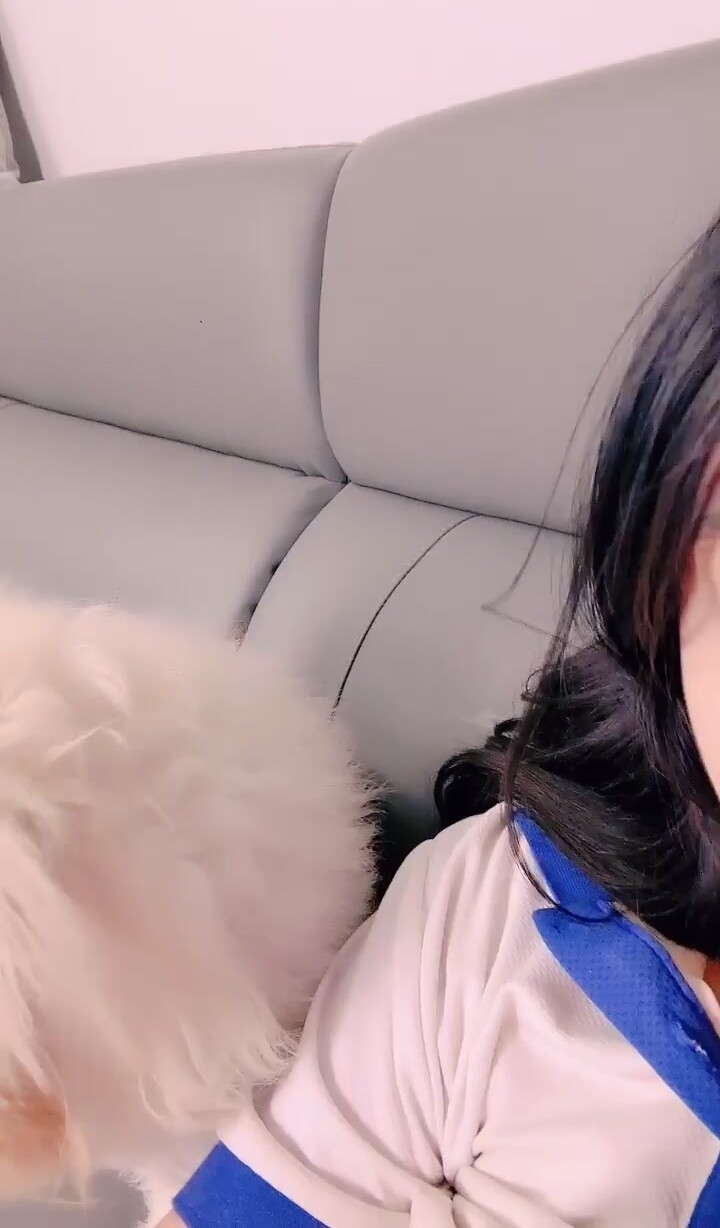 【06妹妹】新人正宗饅頭逼極品名器，高顏值美少女，好肥美的鮑魚，還是個人工白虎，誘惑值拉滿 (1)