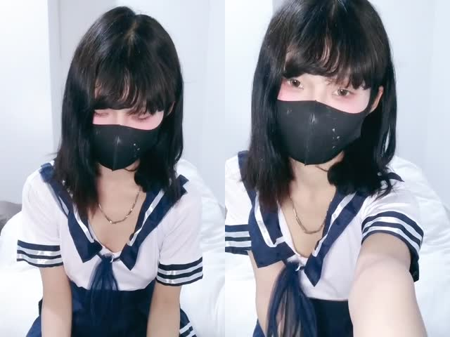 苗窕美乳JK裝妹子讓狼友玩弄爆操…