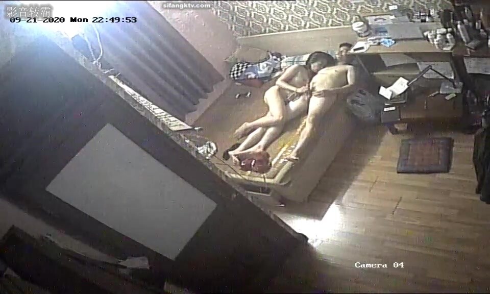 私房最新流出駭客破解家庭攝像頭監控偷拍各種夫妻啪啪（7） (4)