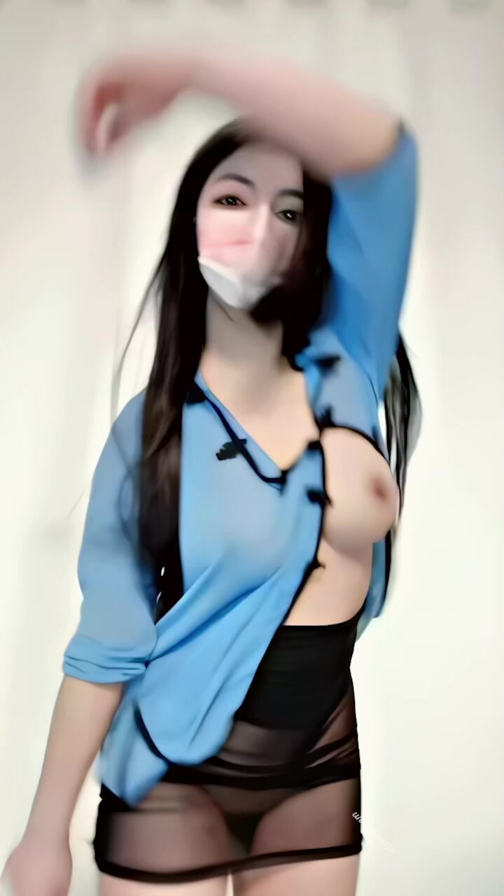 【高顏反差美少女】藍衣歌舞搖抖音風藝校才女 楊曉花定製露臉福利，現代古風各種裸舞，又美又欲，值得一看