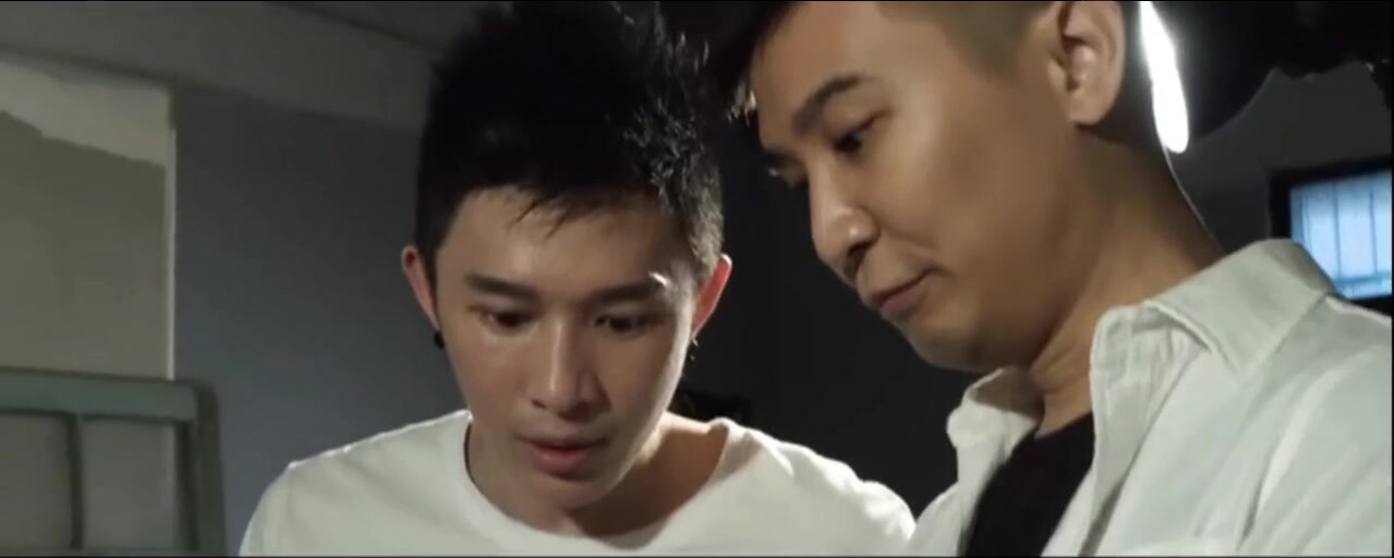 飛機杯盲測之演員戀愛記(正式第19-1集) 小情侶正要啪啪啪來人了氣人不