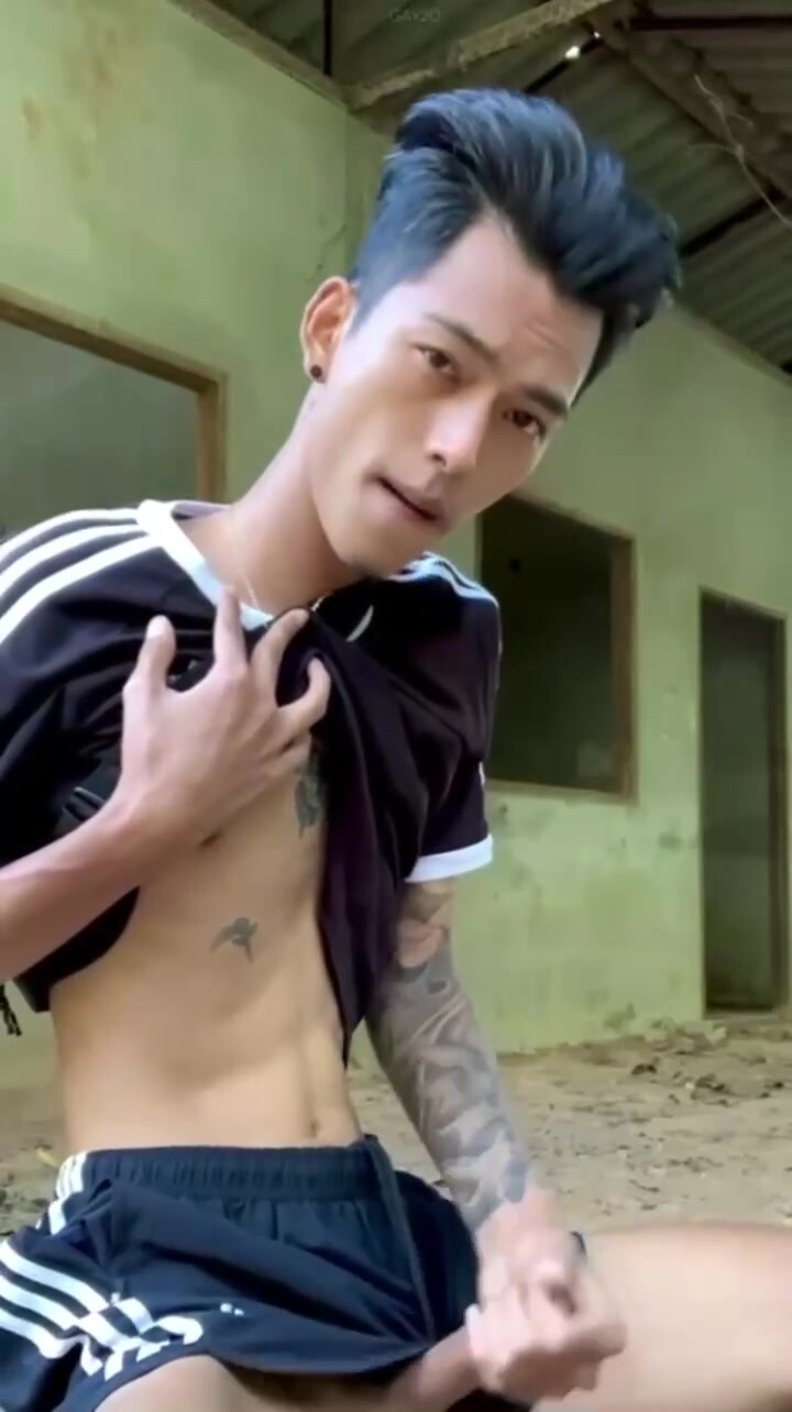 野外放縱的背頭哥哥