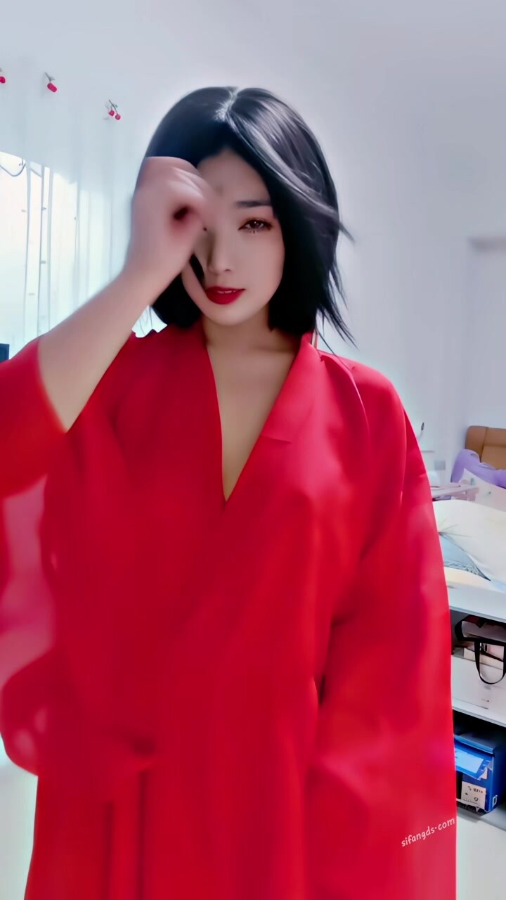 【楊曉花】歌舞慢搖青春無敵抖音風藝校美少女 定製福利② 露臉露點各種熱門BGM裸舞 (2)