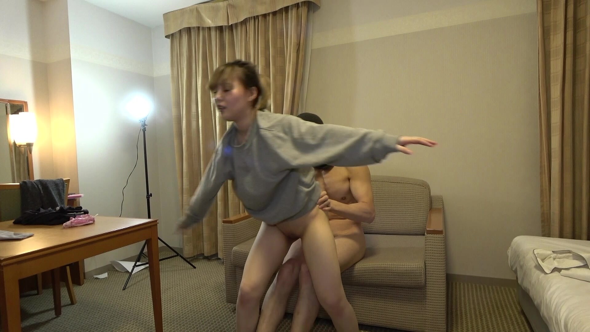 (HD1080P)(車フェラ)(fc3089127)を白晝堂々、ハメ撮りしましたので一挙公開といきます・・・遠慮なく生中出し、顔出しです。 (3)