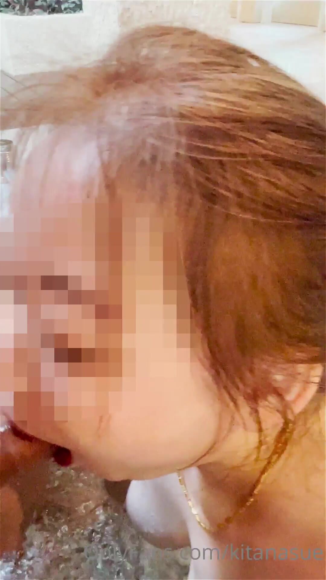 《人妻熟女控必備》風韻猶存大奶一線天美鮑網紅熟女亞馨訂閱私拍,各種露出外拍性愛口交紫薇太好了絕對敗火 (1)