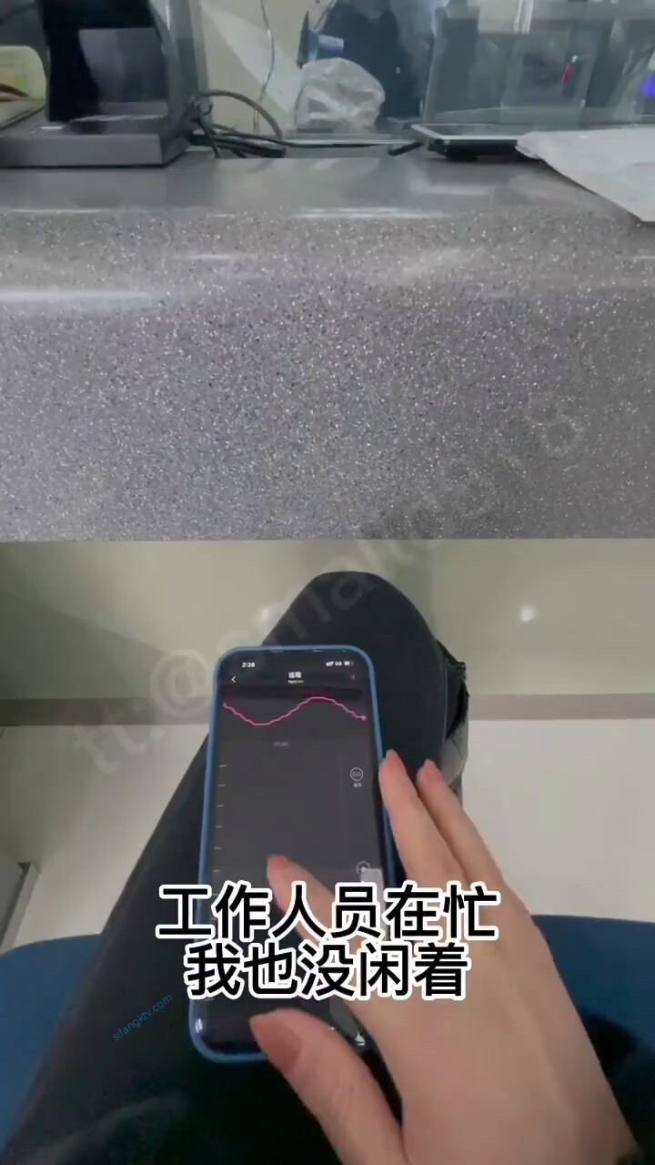 《頂級女神重磅洩密》你的女神有錢人的玩物！推特網紅高顏極品氣質風情萬種御姐【小D在杭州】私拍，露出啪啪開盲盒道具測試 (1)