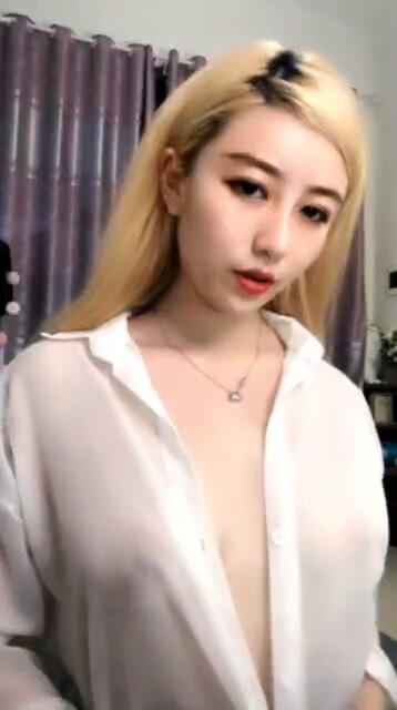 【某某門事件】抖音高顏值主播鄭一億下海影片 肚臍肚釘實鎚為本人！ (1)