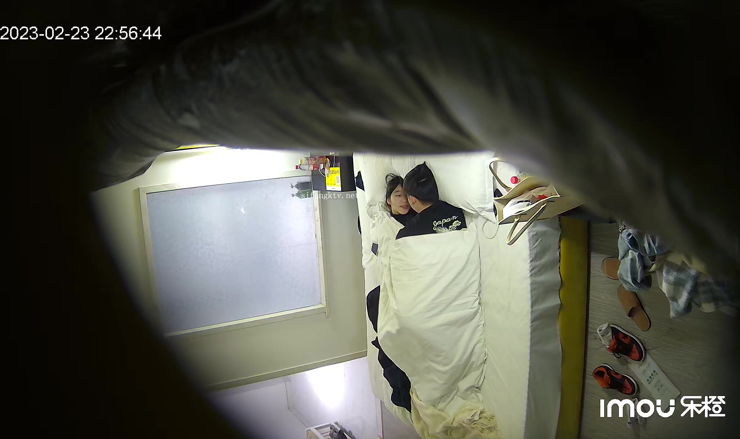 【酒店偷拍】 樂橙新臺~學妹與男友酒店4天5炮實錄~ (1)