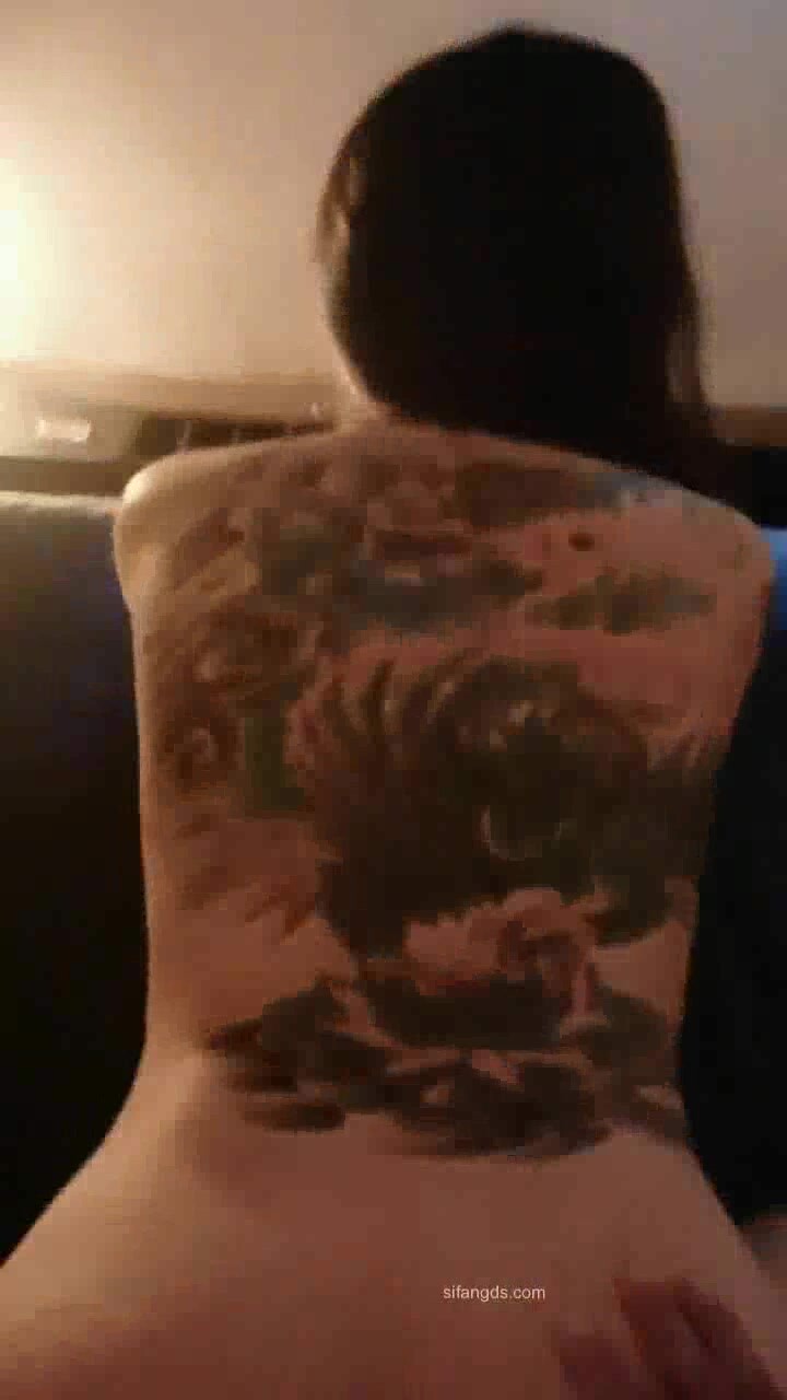 洩密流出我不是嫖神那些年約過的極品樓鳳外圍小姐姐《沐子汐》（4V） (1)