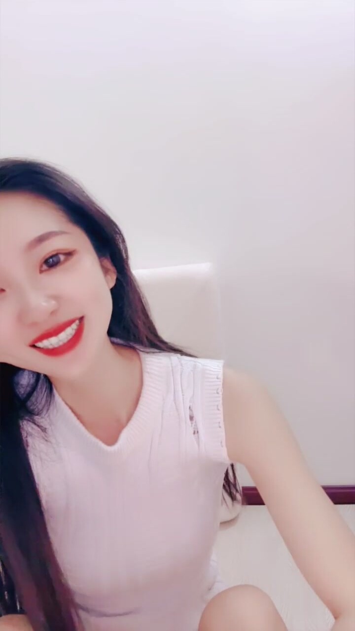 【175腿模】女神重磅迴歸 臉逼同框自慰 明星顏值 魔鬼身材 是個正常男人看了都會硬吧 (1)