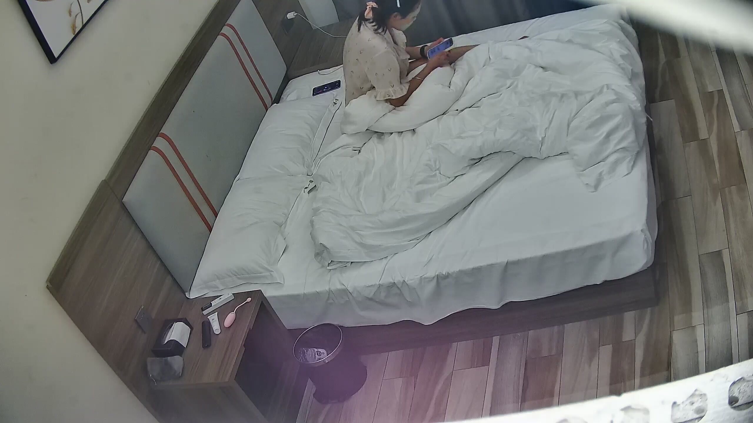 八月新流出酒店偷拍大學生情侶開房學妹從反抗被動操3天變成床上母狗完整版 (3)