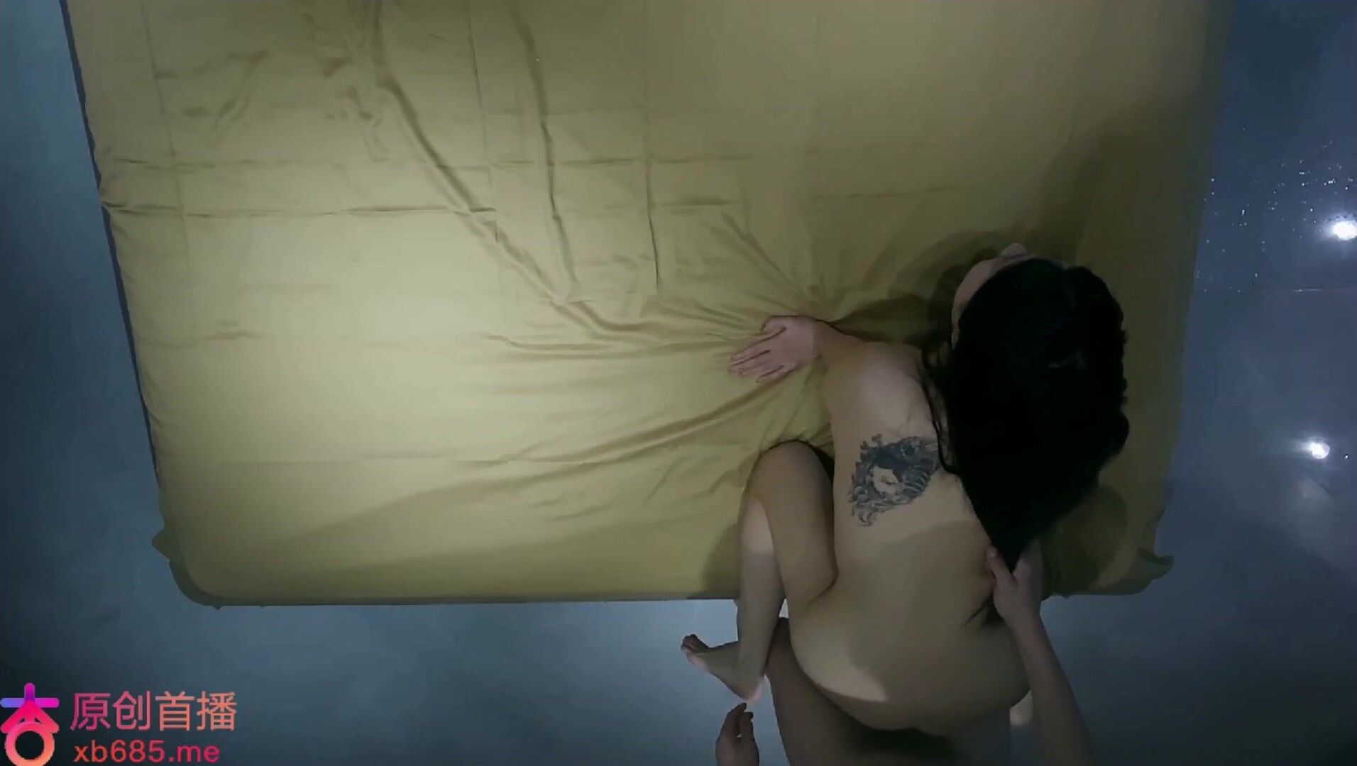 探花老貓5000約了一個在職超模175的身高胸感覺有E了但是肚子上沒有一點贅肉，大長腿扛起來操太有感覺了