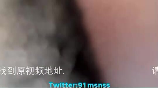 E奶女高雪白大白兔呼之欲出，支援到叄佰