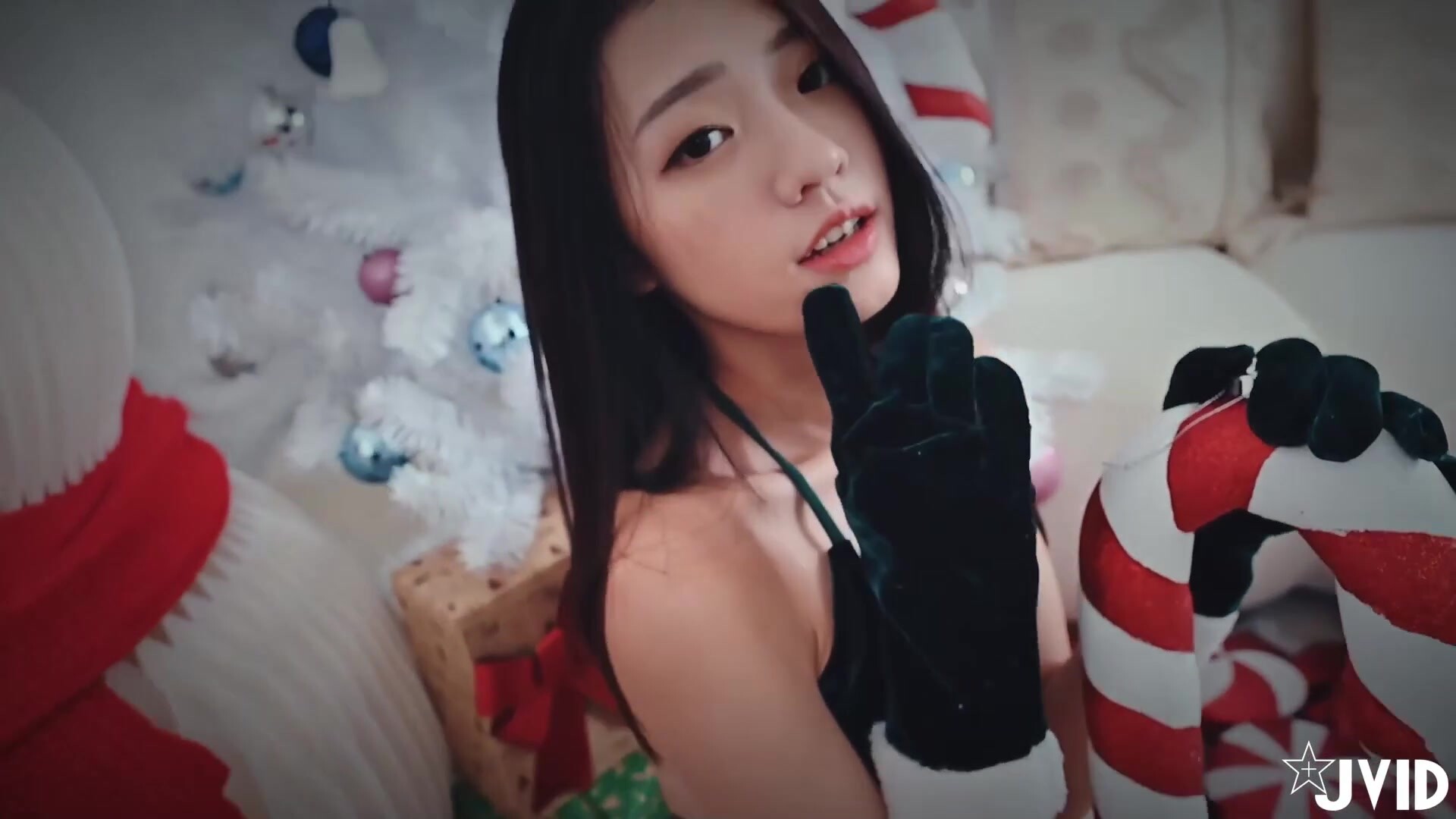 JVID-妍妍-聖誕樹化身の全裸女妖精
