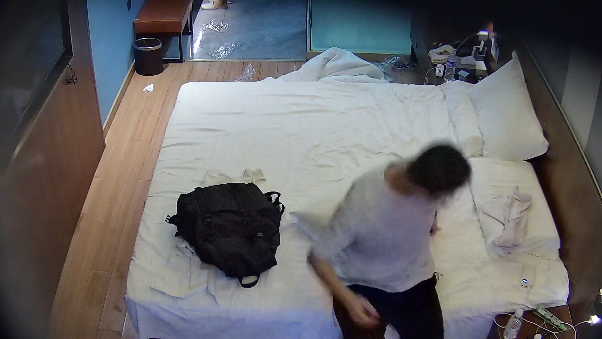 公寓酒店 [增量版] 終於又遇到一位顏值很能打的眼鏡女主了 眼鏡妹莫名有股文氣 直接無法抵抗直接想衝 (3)