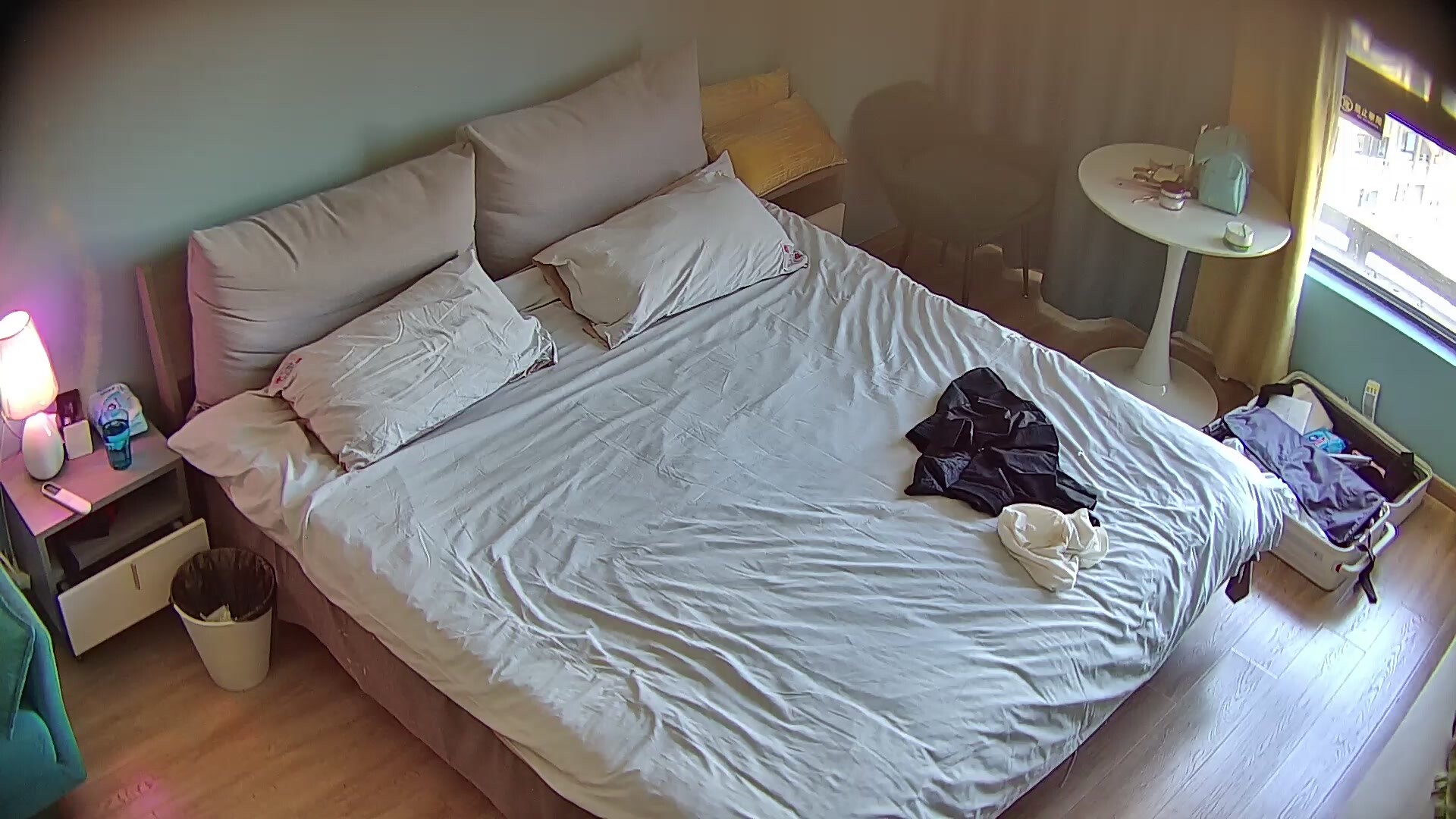 公寓酒店 馬殺雞姐姐日常接客 口交胸推毒龍樣樣精通 動作表情聲音完美演繹 讓大哥們心態滿足到爆 (2)