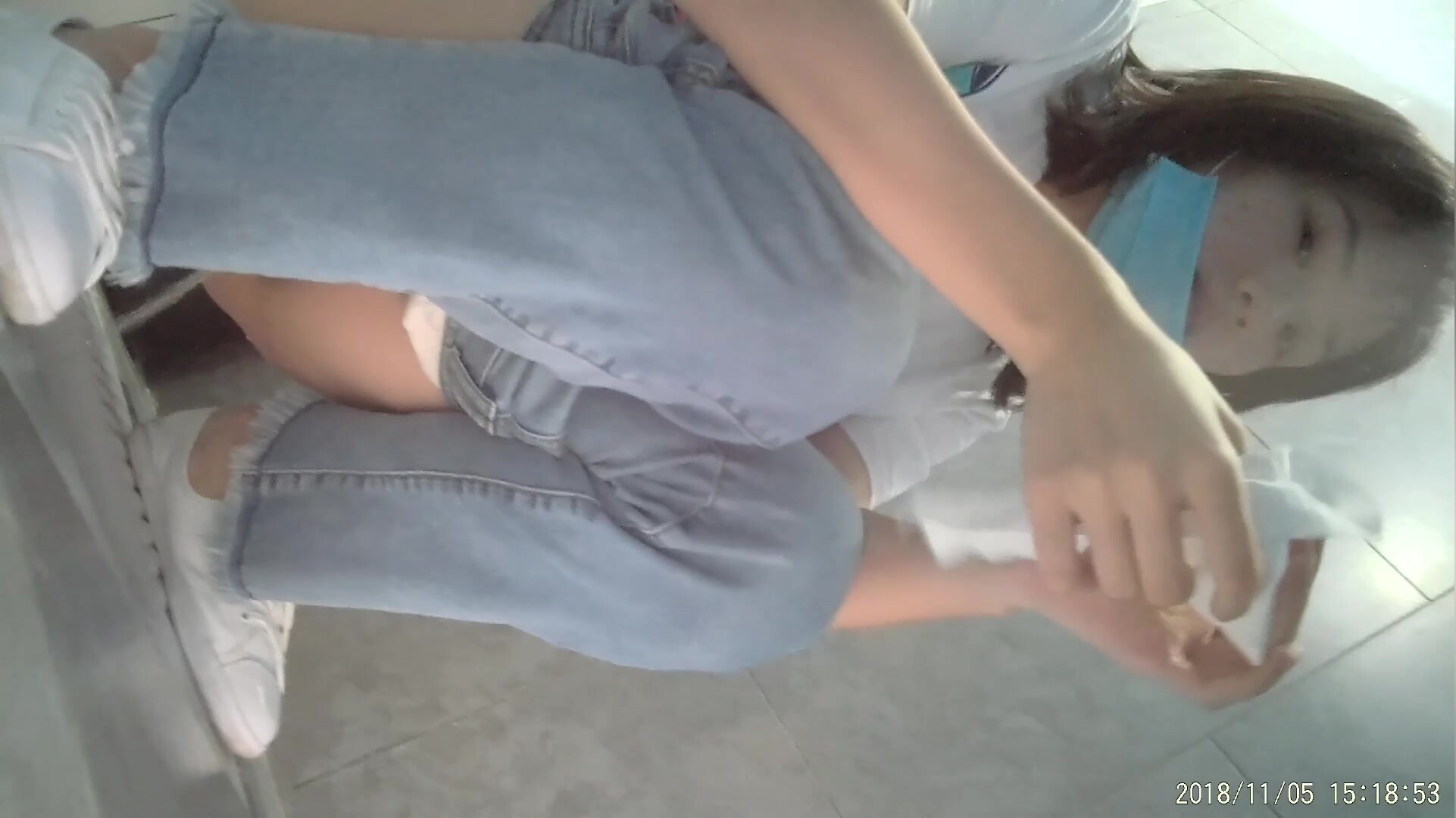 某電子廠廁拍高畫質無水印版 這絕對是廁拍界的天花板了 角度和清晰度沒得挑 女主都是挑選過的 顏值都線上 (4)