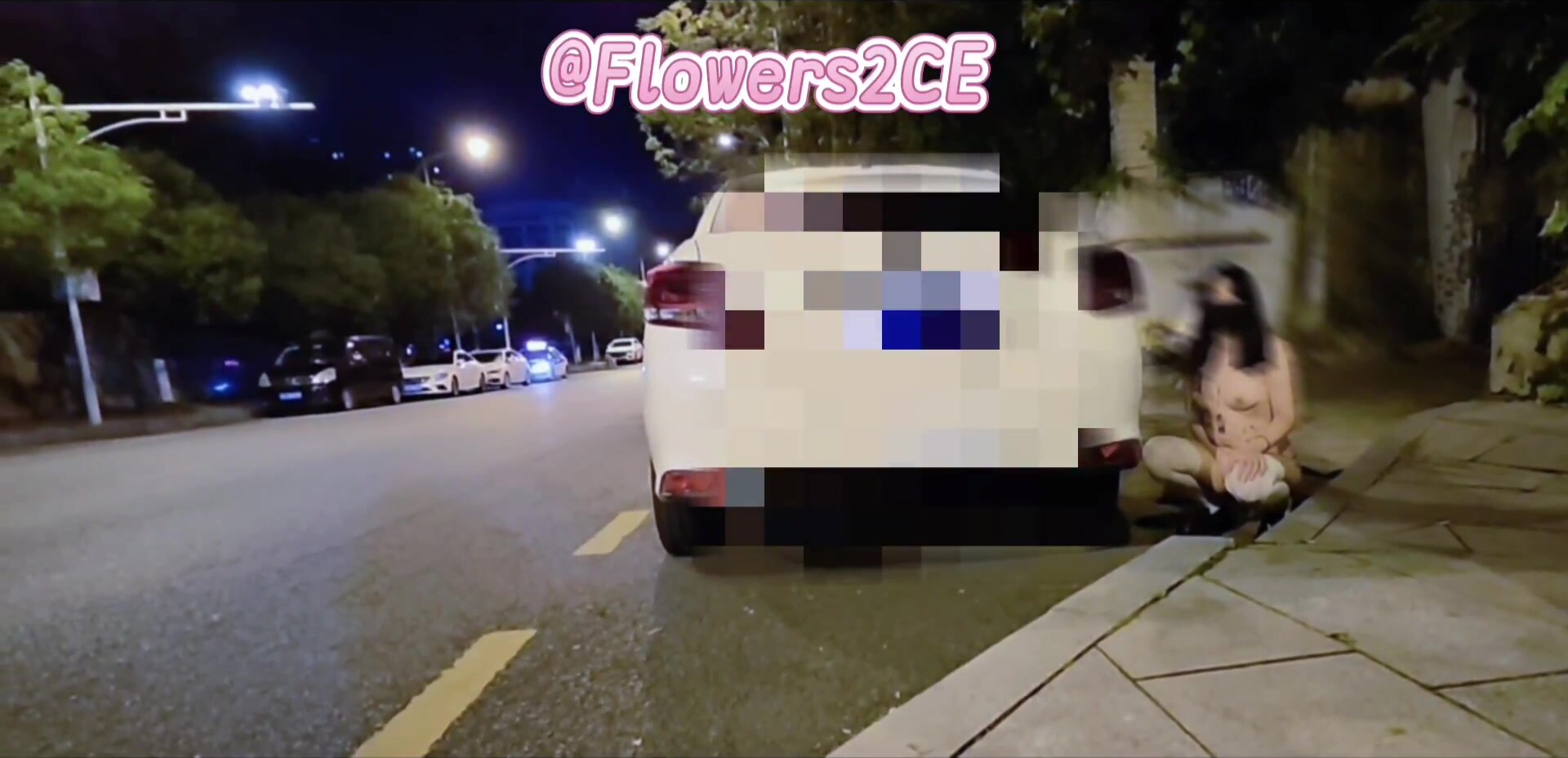 第一次戶外全裸手機的廣角夜景怎麼可以這麼糊