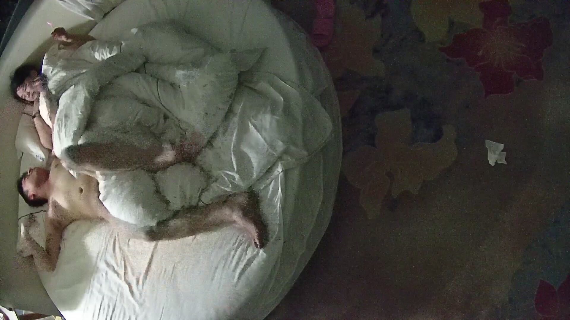 情趣臺兄弟們試過被坦克夾腰嗎 真想去駕馭一次坦克 全力衝鋒 體驗波濤洶湧和後座反彈 (2)