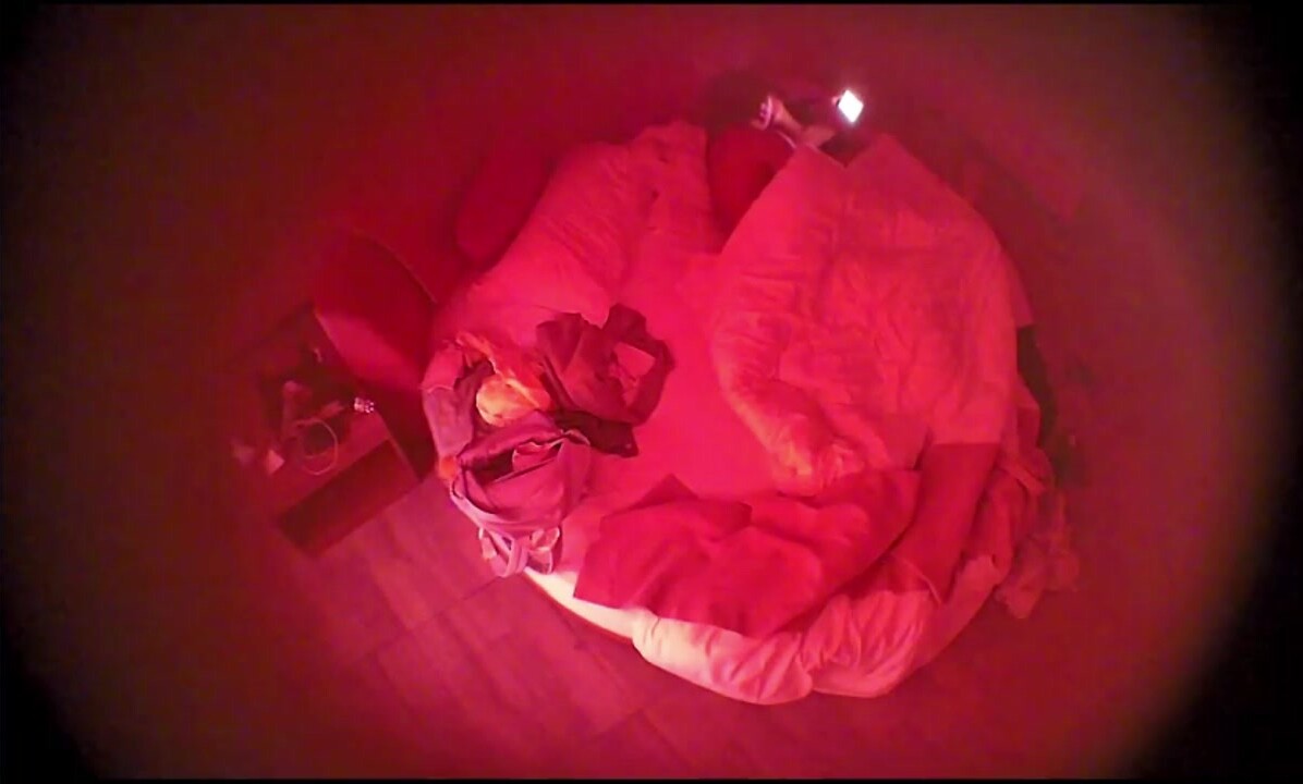 上帝視角 年輕就是玩得花 高跟絲襪都是弟弟 男人穿丁字褲見過沒 還打臉 時刻拍照記錄美好瞬間 (1)