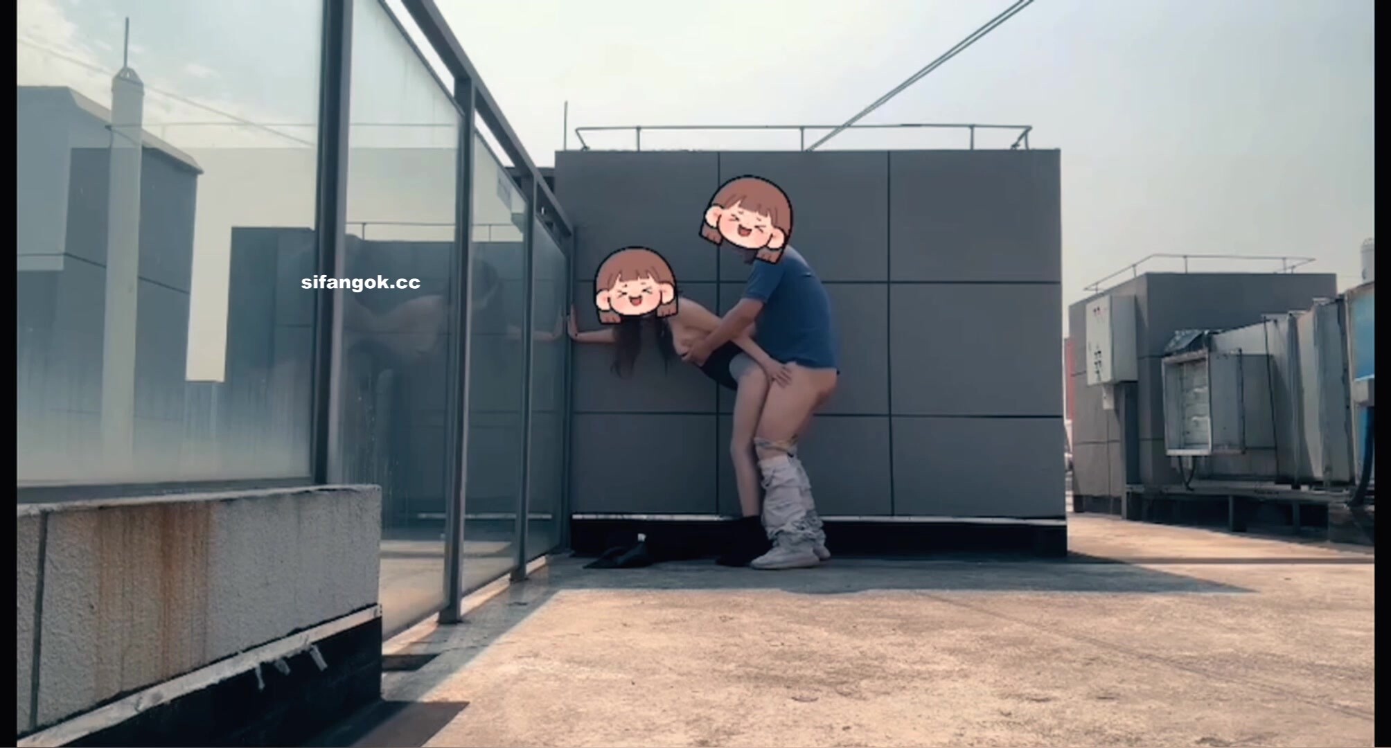 【Q先森】頂級約啪大神最新網紅 良家素人等最新付費群約啪 (3)