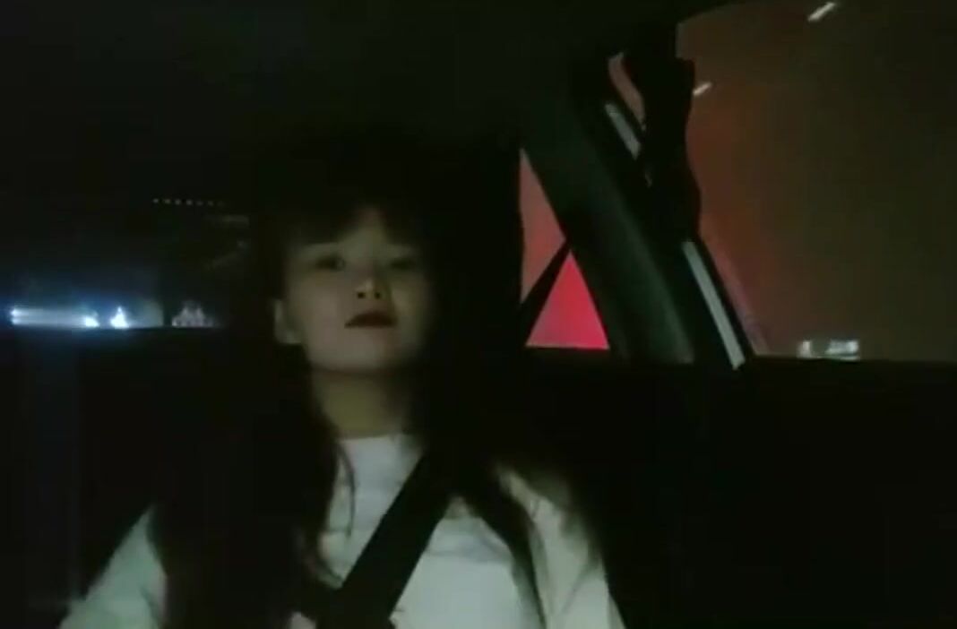 翻車王偉哥復出撩妹成功第2彈足浴會所2000元約炮沒見過世面連別克車都不認識的少婦女技