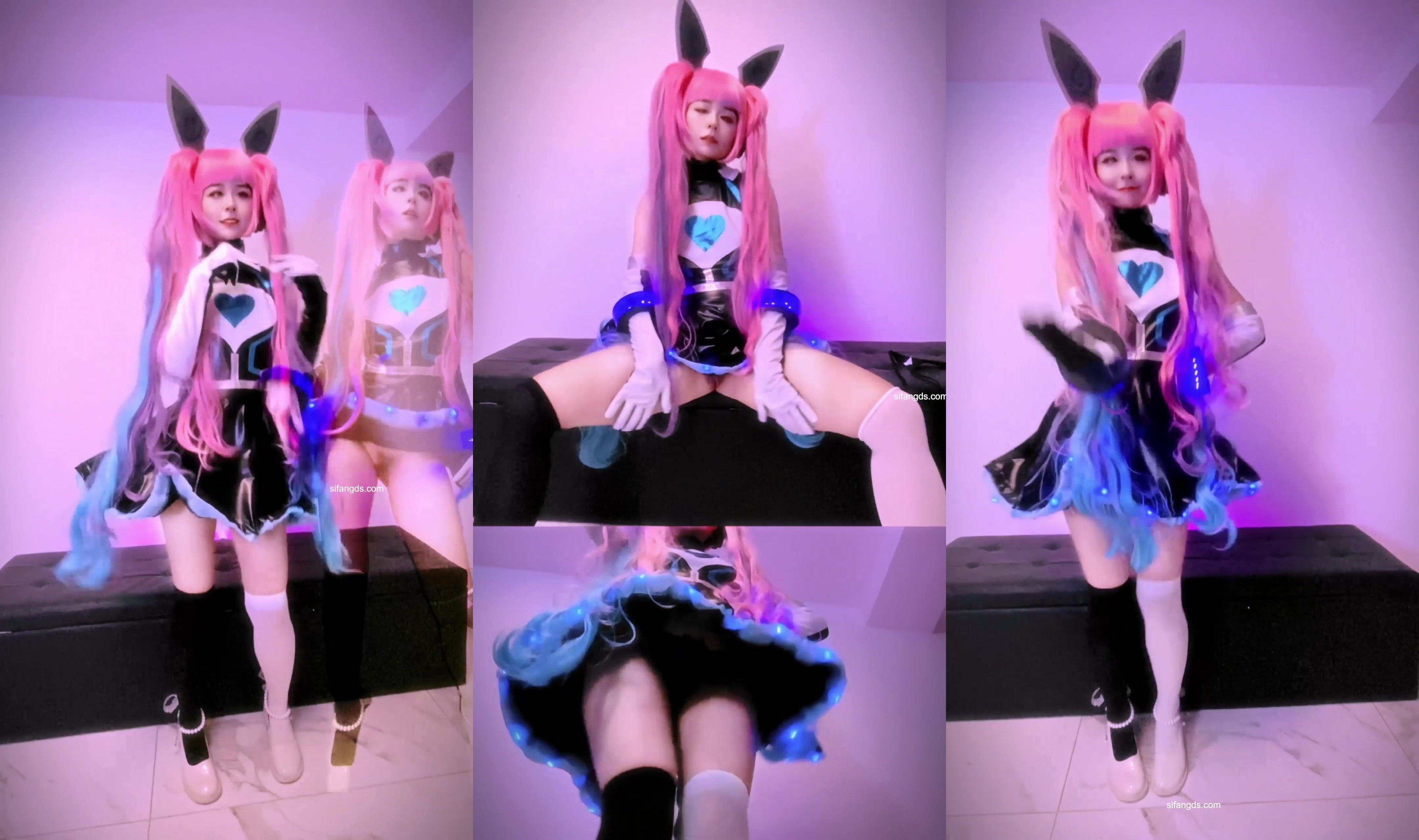 【貝璃珞】極品嫩妹舞啪福利姬最新露臉作品，燒杯安琪拉的才藝表演，褻玩黑絲包臀女主播