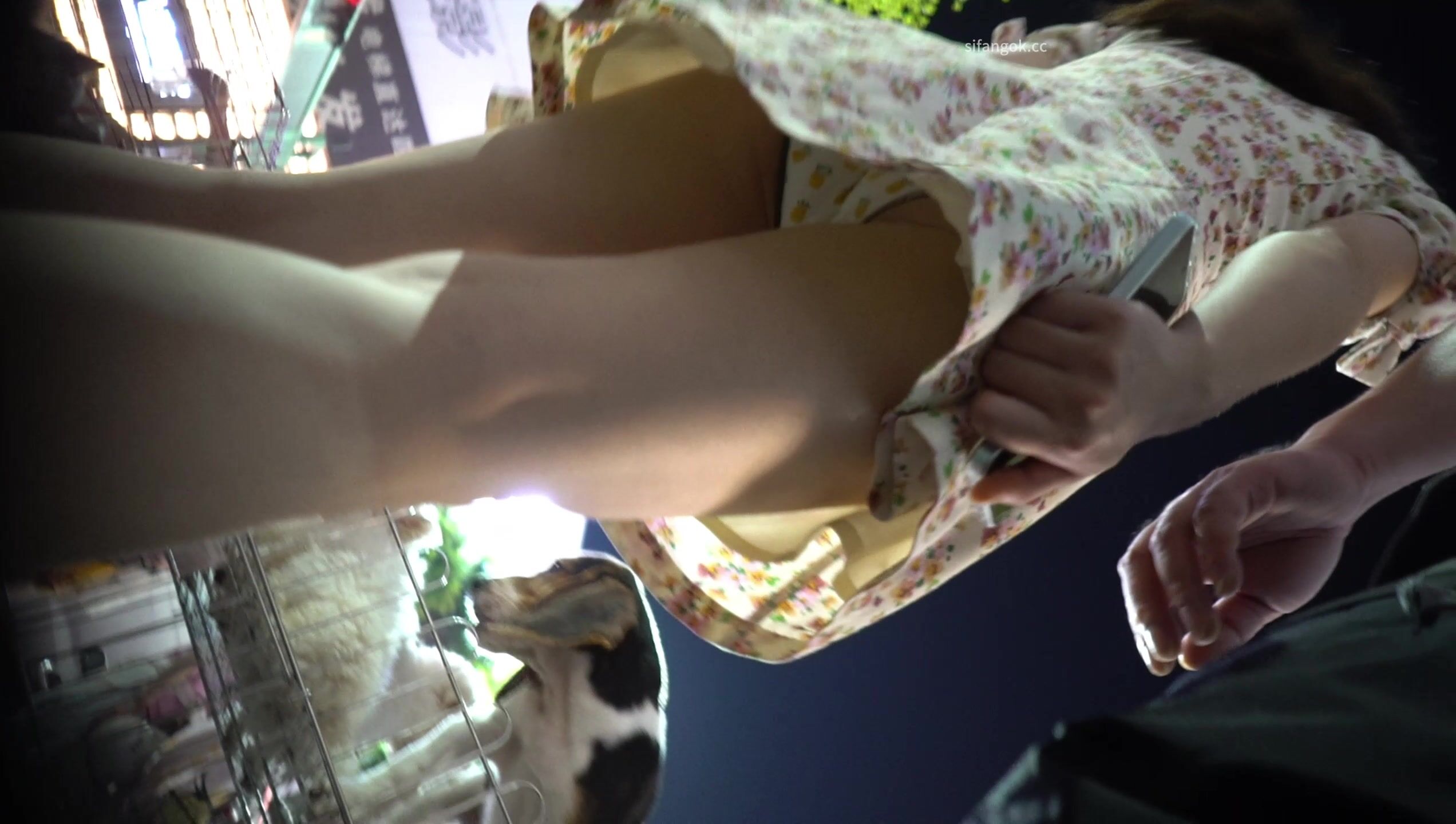 (空城原創)花連衣裙可愛小姐姐菠蘿圖案小N包裹翹臀