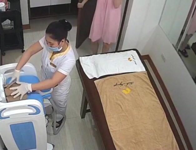 韓國某女性美容養膚院內流出，美女養護身體還幫忙掛陰毛，養好了就是金主爸爸的好母狗！