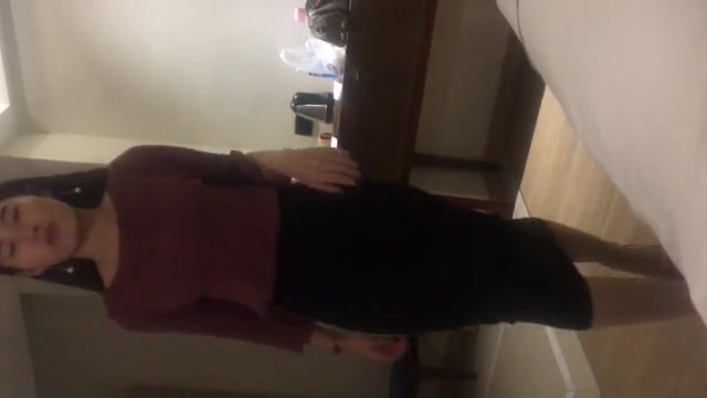 女神翹課和富二代男友開房真會玩舔腳趾屁眼射了好多