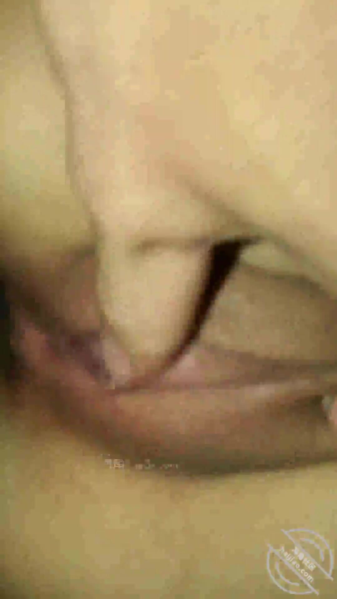 【最強封神兄妹性愛】海角社羣亂倫大神『瘋狂兄妹』熱銷合集甄選-從破處處女妹妹到內射瘋狂做愛車震影片