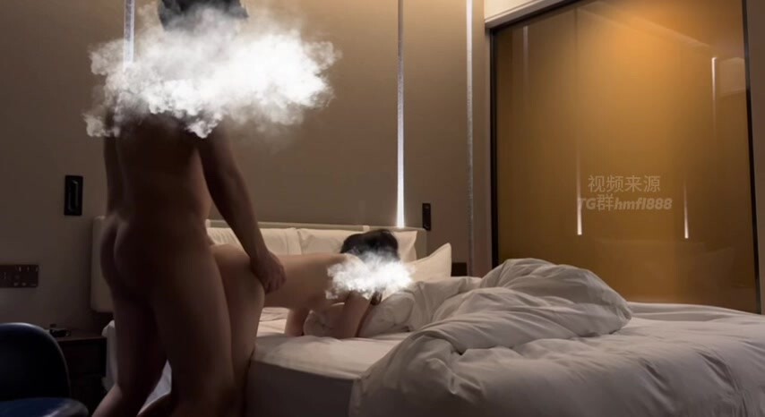 【精彩偷情對白】推特泡良大神人妻少婦殺手「強推哥」付費資源「你不是買套套了嗎？」約炮人妻少婦無套啪啪對白超刺激！